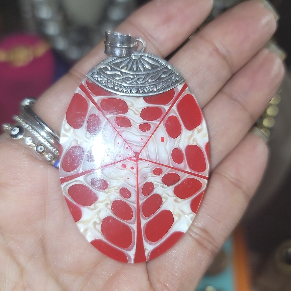 Red Trouchus Shell and 925 Silver Pendant Necklace